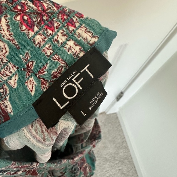 LOFT Drawstring Shorts - Picture 4 of 5